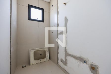 Banheiro da Suíte de casa de condomínio à venda com 3 quartos, 175m² em Cidade Intercap, Taboão da Serra