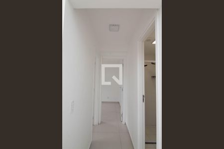 Corredor de apartamento para alugar com 2 quartos, 38m² em Vila Galvão, Guarulhos