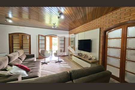 Casa para alugar com 4 quartos, 500m² em Roseira, Jundiaí