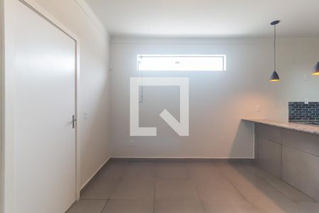 Sala/Cozinha de kitnet/studio para alugar com 1 quarto, 35m² em Vl. Santista, Mogi das Cruzes