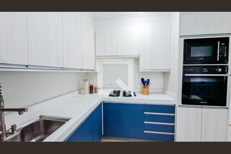 Sala/Cozinha de apartamento à venda com 2 quartos, 43m² em Vila Flora, Guarulhos