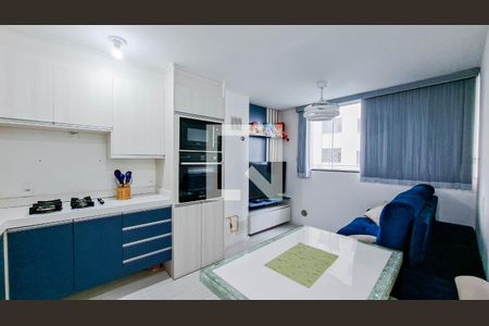 Sala/Cozinha de apartamento à venda com 2 quartos, 43m² em Vila Flora, Guarulhos