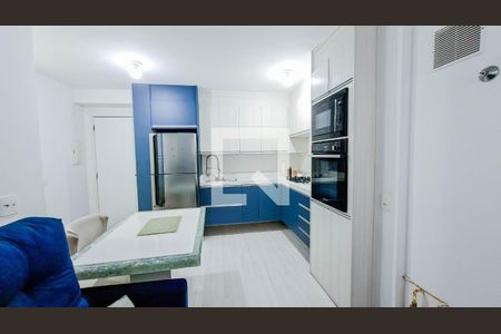 Sala/Cozinha de apartamento à venda com 2 quartos, 43m² em Vila Flora, Guarulhos