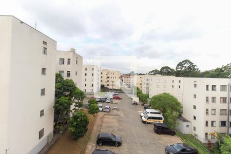 Vista do Quarto 1 de apartamento para alugar com 2 quartos, 52m² em Conjunto Residencial José Bonifácio, São Paulo