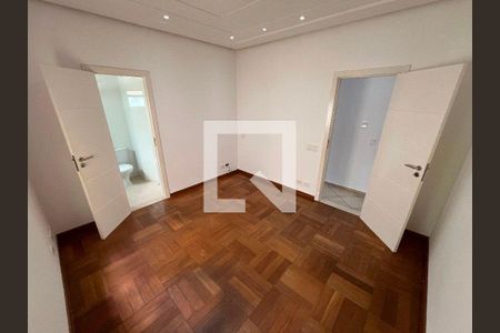 Casa à venda com 6 quartos, 175m² em Jardim Santa Edwirges, Guarulhos