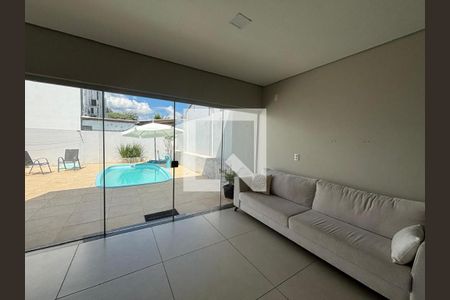 Casa para alugar com 3 quartos, 130m² em Canudos, Novo Hamburgo