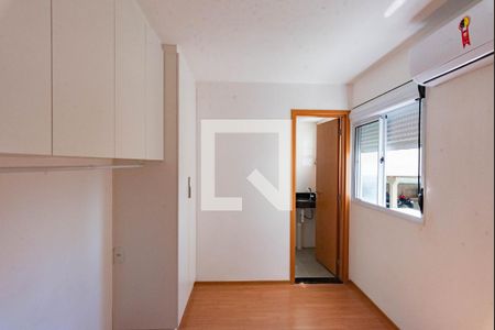 Suíte de apartamento para alugar com 2 quartos, 54m² em Fundação da Casa Popular, Campinas