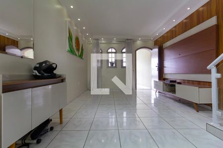Sala de casa para alugar com 2 quartos, 140m² em Vila Constanca, São Paulo