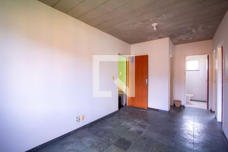 Sala de apartamento para alugar com 2 quartos, 60m² em Laranjal, São Gonçalo