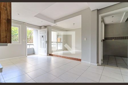 Sala de casa de condomínio para alugar com 3 quartos, 217m² em Jardim Isabel, Porto Alegre