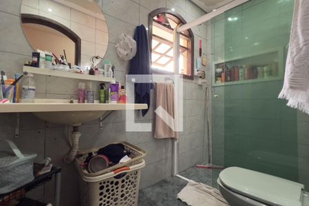 Banheiro 1 de casa à venda com 4 quartos, 180m² em Vila das Palmeiras, Guarulhos