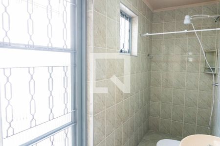 Banheiro da Suíte de casa à venda com 2 quartos, 175m² em Vila Mira, São Paulo