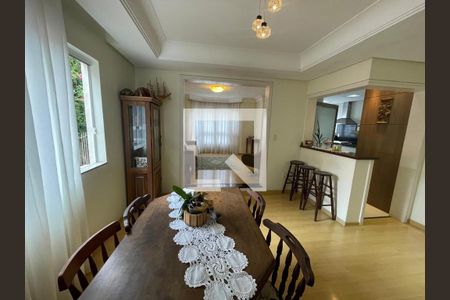 Casa à venda com 4 quartos, 227m² em Hamburgo Velho, Novo Hamburgo