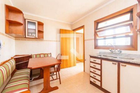 Cozinha de apartamento para alugar com 1 quarto, 110m² em Vila Ipiranga, Porto Alegre