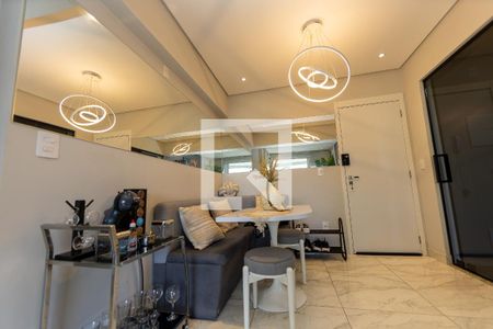 Sala de apartamento à venda com 2 quartos, 70m² em Residencial Zero (Tambore), Barueri