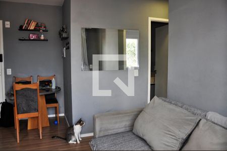 Detalhe - Sala e Sala de Jantar de apartamento para alugar com 2 quartos, 39m² em Vila Nina, São Paulo