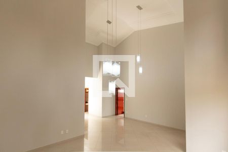 Sala de casa de condomínio para alugar com 3 quartos, 280m² em Jardim Ibiti do Paco, Sorocaba