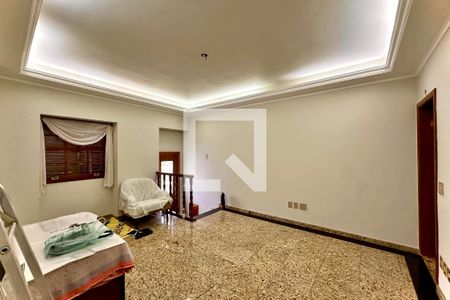 Apartamento à venda com 7 quartos, 266m² em Saúde, Rio de Janeiro