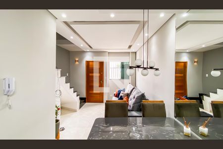 Sala de casa de condomínio para alugar com 2 quartos, 70m² em Jardim Penha, São Paulo