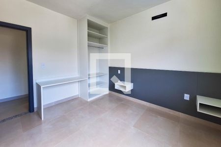 Quarto 1 de casa para alugar com 7 quartos, 395m² em Camboinhas, Niterói