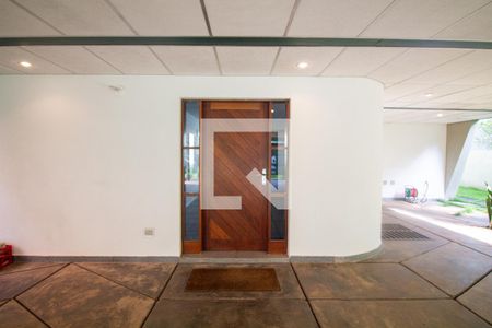 Porta da Entrada da Casa de casa para alugar com 3 quartos, 555m² em Jardim dos Estados, São Paulo