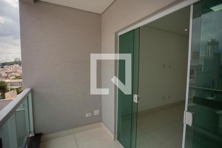 VARANDA DA SALA de casa para alugar com 3 quartos, 170m² em Vila Mangalot, São Paulo
