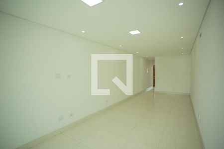 SALA de casa para alugar com 3 quartos, 170m² em Vila Mangalot, São Paulo