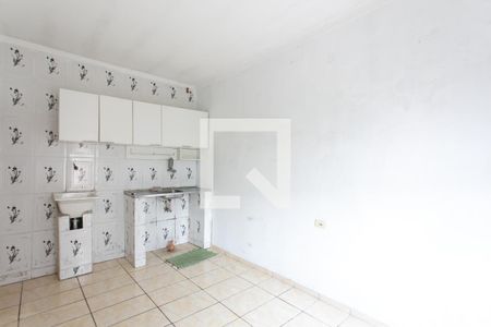 Cozinha de casa para alugar com 1 quarto, 50m² em Conjunto Residencial José Bonifácio, São Paulo