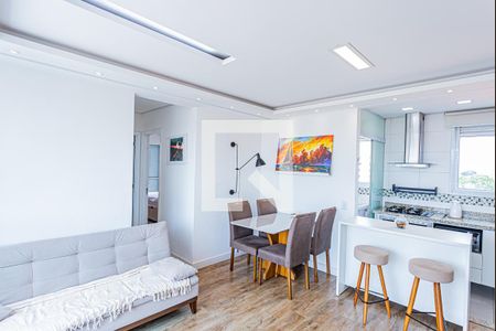 Sala e cozinha de apartamento para alugar com 2 quartos, 67m² em Vila Pereira Barreto, São Paulo