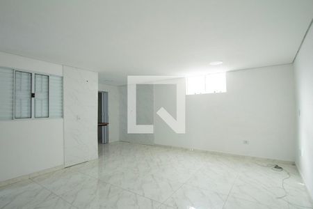 Sala / Quarto de kitnet/studio para alugar com 1 quarto, 35m² em Jardim Simus, Sorocaba