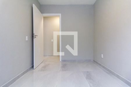 Quarto 1 de apartamento para alugar com 2 quartos, 43m² em Penha de França, São Paulo