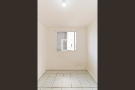Quarto 1 de apartamento para alugar com 2 quartos, 54m² em Parque São Lourenço, São Paulo