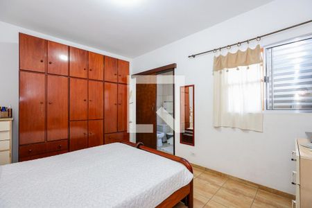 Suíte de casa à venda com 4 quartos, 125m² em Jardim Maria Rosa, Taboão da Serra