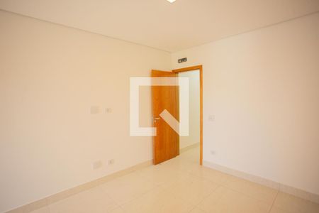 SUÍTE 1 de casa para alugar com 3 quartos, 170m² em Vila Mangalot, São Paulo