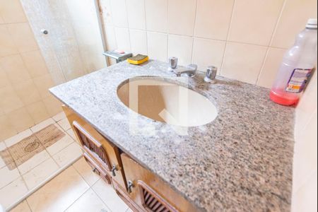 Banheiro de casa à venda com 4 quartos, 270m² em Vila Humaita, Santo André