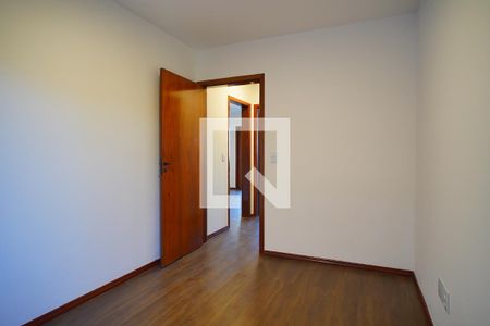 Quarto 1 de apartamento para alugar com 2 quartos, 65m² em Passo D’areia, Porto Alegre