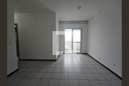 sala de apartamento para alugar com 3 quartos, 80m² em Stiep, Salvador
