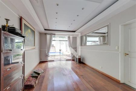 Casa à venda com 5 quartos, 472m² em Jardim Luzitania, São Paulo