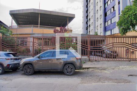 Fachada da Casa de casa à venda com 3 quartos, 568m² em Calafate, Belo Horizonte