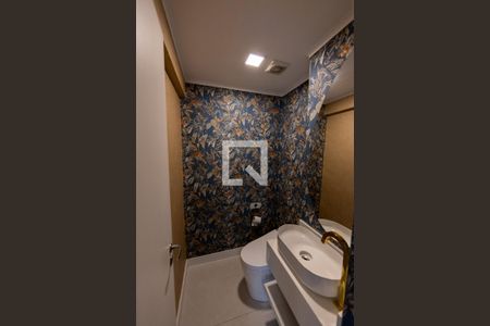 Lavabo de apartamento para alugar com 3 quartos, 105m² em Jardim Tupanci, Barueri