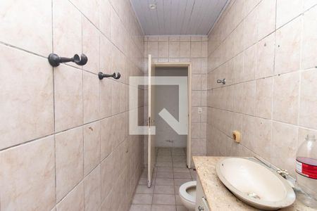 Banheiro de casa para alugar com 2 quartos, 300m² em Vila Nova Mazzei, São Paulo