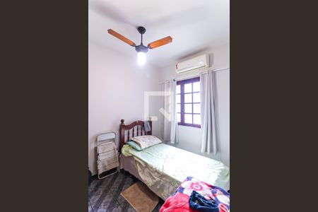 Quarto de casa para alugar com 3 quartos, 90m² em Quintino Bocaiúva, Rio de Janeiro