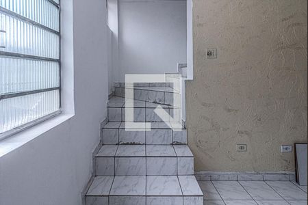 acesso para o piso 2_1 de casa para alugar com 2 quartos, 105m² em Vila Moinho Velho, São Paulo