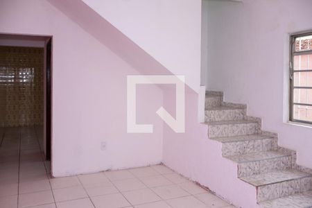 Sala de casa para alugar com 2 quartos, 80m² em Vila Sacadura Cabral, Santo André