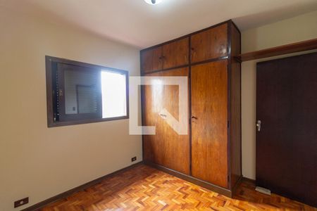 Quarto 1 de casa para alugar com 3 quartos, 150m² em Vila Marari, São Paulo