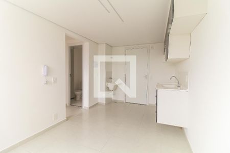 Sala/Cozinha de apartamento para alugar com 2 quartos, 32m² em Guaianases, São Paulo