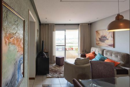 Sala de apartamento à venda com 3 quartos, 70m² em Vila Anhanguera, Campinas