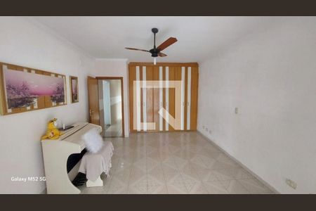 Casa à venda com 3 quartos, 210m² em Vila Metalúrgica, Santo André