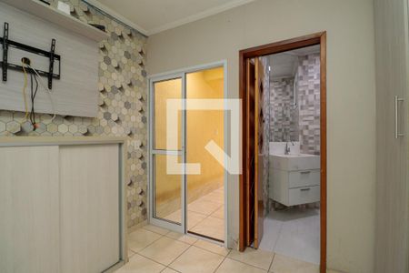 Suíte de casa para alugar com 3 quartos, 135m² em Jardim Iva, São Paulo