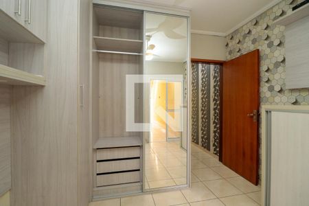 Suíte de casa para alugar com 3 quartos, 135m² em Jardim Iva, São Paulo